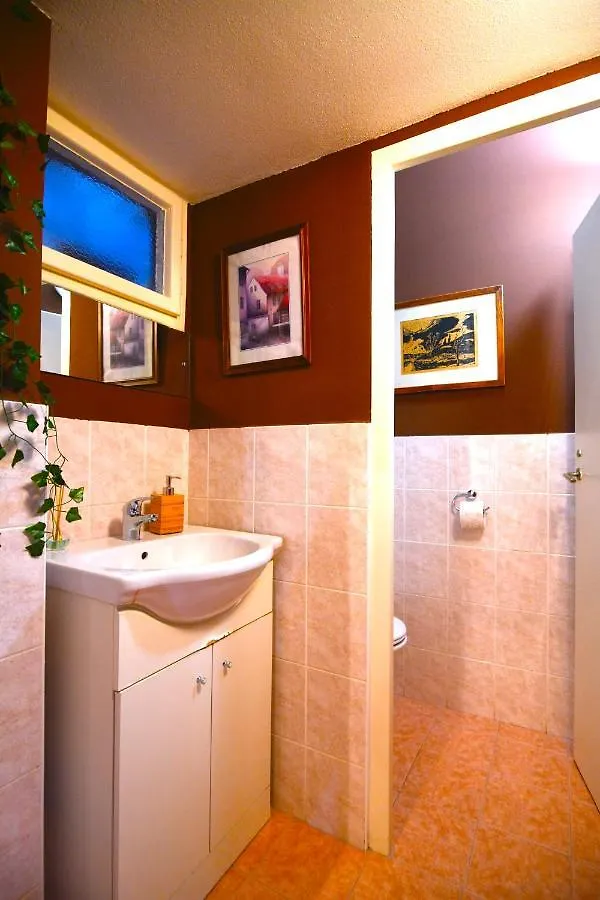 Waterfront River Side Roof Top Apartment - Terrace With City View Prag